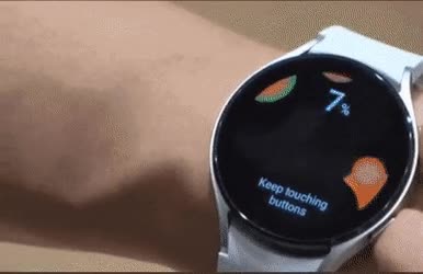 갤럭시워치4 인바디 재는 모습.gif